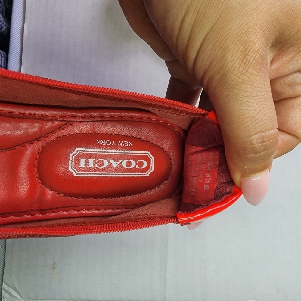 🌸 Coach |‎ Patent Leather Flats, size 6.5 red - Picture 7 of 7